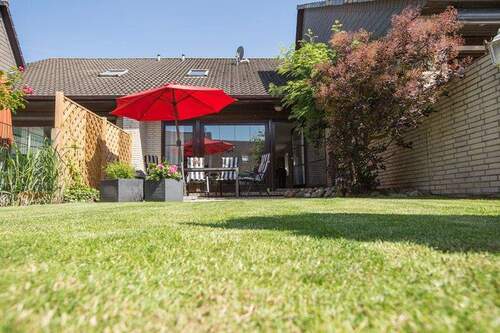 Garten mit Terrasse - 