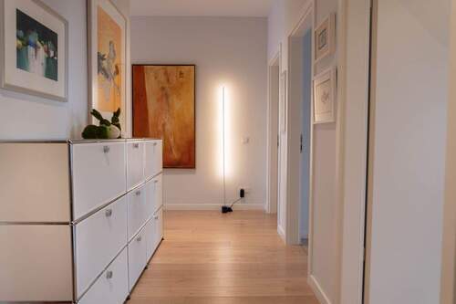 Bild 3 - 4 Zimmer Etagenwohnung in Düsseldorf