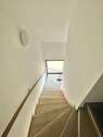 Treppe zur Whg. 
- 