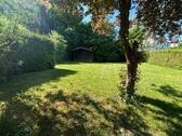 Garten mit Gartenhütte - 