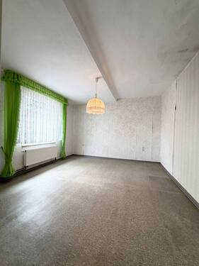 1. OG Schlafzimmer - 