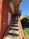 Treppe zur OG-Wohnung - 