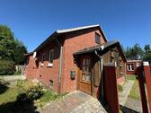 Ansicht, Eingang Erdgeschoss-Wohnung - Sanierungsbedürftiges Haus mit drei Wohneinheiten in Schneverdingen-Ehrhorn