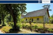 Titel - Solides Einfamilienhaus mit zusätzlich bebaubarem Grundstück in traumhafter Lage