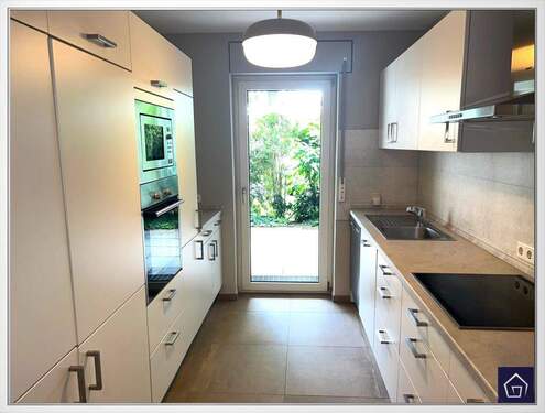 Einbauküche - Etagenwohnung mit 108,00 m² in Bad Soden am Taunus zur Miete