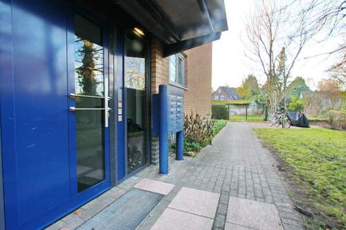 Eingang - Etagenwohnung mit 56,90 m&sup2; in Hamburg Bramfeld zur Miete