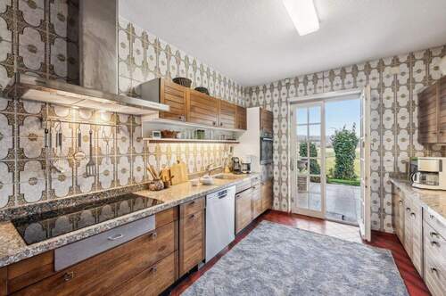 Nostalgischer Küchencharme mit direktem Terrassenanschluss - 