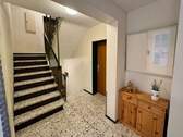 sehr gepflegtes Treppenhaus - 