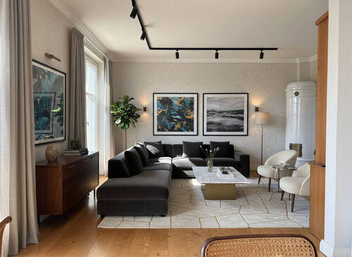 Wohnzimmer mit Kachelofen - virtuell Möbliert - 