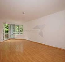 2-Raum-Wohnung mit Fußbodenheizung, Wanne, Dusche und Balkon - Zwickau / Schedewitz