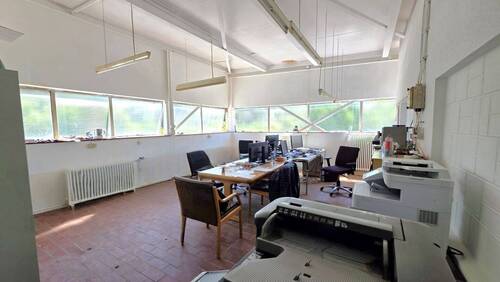 20260527_124457(1) - Kopie - Kompakte Lagerfläche mit ca. 42 m² in Ahrensburg - ideal für kleine Unternehmen