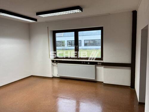 mehrere Räume - +++Crailsheim, Gewerbegebiet: Büro zu vermieten+++