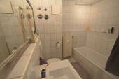 Bad mit Wanne+WM - 