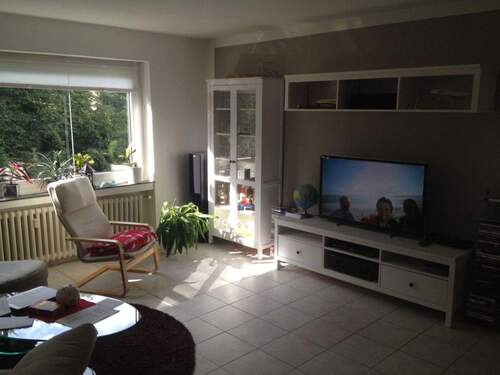 Zimmer 2 - 