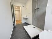 Badezimmer - 2 Zimmer Etagenwohnung zum Kaufen in Berlin