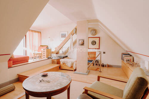 Dachzimmer - 6 Zimmer Mehrfamilienhaus, Wohnhaus zum Kaufen in Rostock