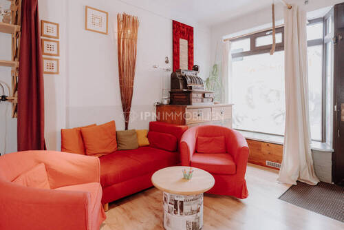 Einliegerwohnung - 6 Zimmer Mehrfamilienhaus, Wohnhaus in Rostock