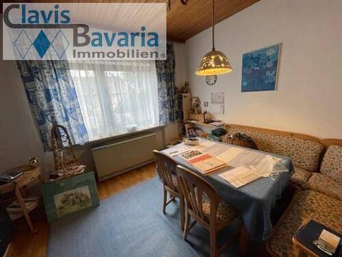 Essplatz - 5 Zimmer Einfamilienhaus in Aidenbach