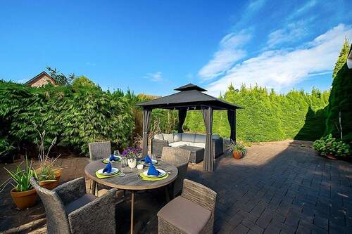 200-8538_Terrasse-2_gestaged - 3 Zimmer Bungalow zum Kaufen in Krempe