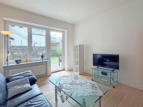 Wohnzimmer mit Terrassenzugang - 