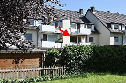 Wohnung Hausansicht hinten - 3 Zimmer Etagenwohnung zum Kaufen in Bochum