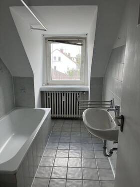 Bild 3 - 3 Zimmer Etagenwohnung zur Miete in Kassel
