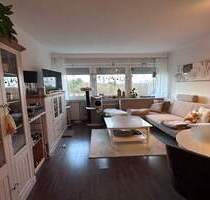 Gemütliche Dachgeschoss Wohnung mit TG-Stellplatz in Remscheid Reinshagen Gemütliche Dachgeschoss Wohnung mit TG-Stellplatz in Remscheid Reinshagen