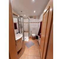 Moderne 3-Zimmer-Wohnung mit Loggia, hochwertigem Parkett & Top-Lage direkt am Campus - Bayreuth Birken