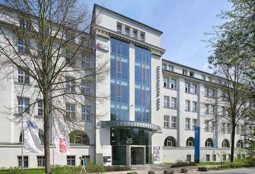Fassade Neue Kauffahrtei.jpg - Büro zur Miete in Chemnitz