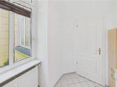 CAM05263G0-PR0016-STILL014 - 
