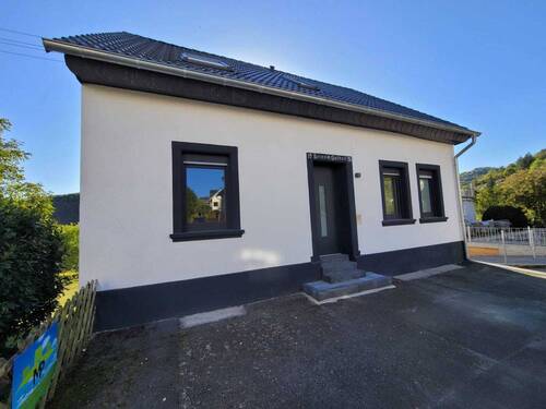 Hausansicht - Einfamilienhaus mit 145,00 m² in Simmertal zum Kaufen