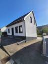 Seitenansicht mit Zufahrt - 