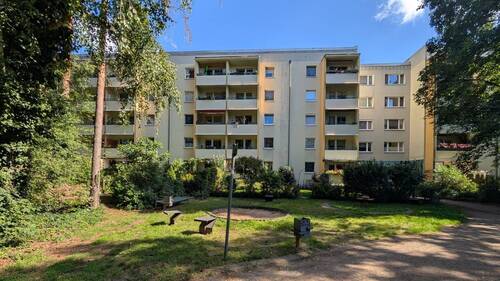 Hofkansicht - 3-Zimmer Wohnung in Potsdam (Waldstadt II)