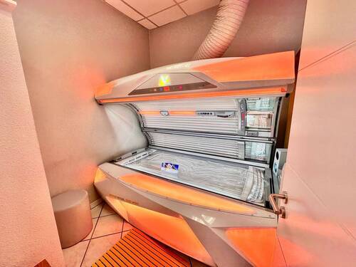 Eine von 8 Kabinen im Sonnenstudio - 