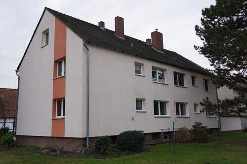 Mehrfamilienhaus mit 4 WE - 3 Zimmer Etagenwohnung zur Miete in Lehrte