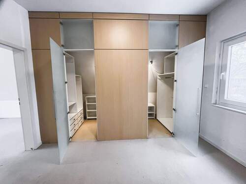 Einbau - Kleiderschrank - 
