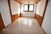 Schlafzimmer EG Vorderhaus - 