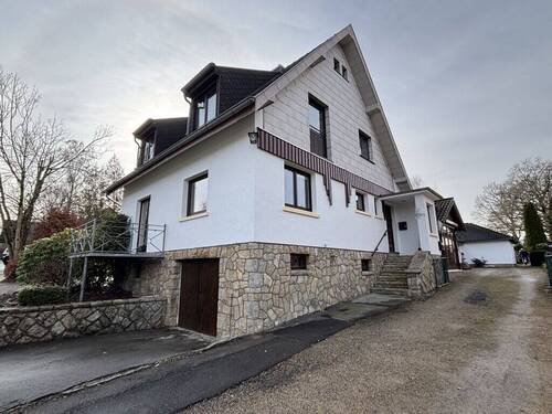 Seitenansicht - 4 Zimmer Einfamilienhaus in Roetgen