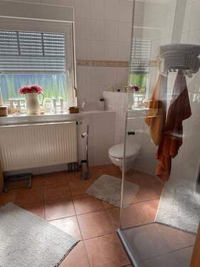 Bad (Dusche / Glaspanel) OG - 