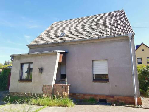 Hausansicht - 5 Zimmer Einfamilienhaus zum Kaufen in Gossa