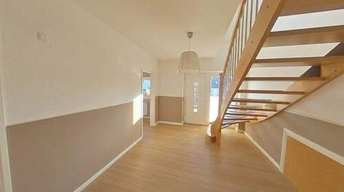 Eingangsbereich - 6 Zimmer Einfamilienhaus zum Kaufen in Marne