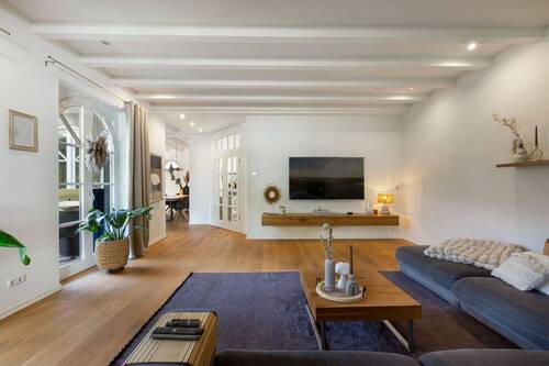 Wohnzimmer - 5 Zimmer Einfamilienhaus in Mönchengladbach