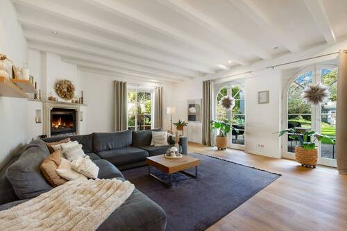 Wohnzimmer mit Kamin - 