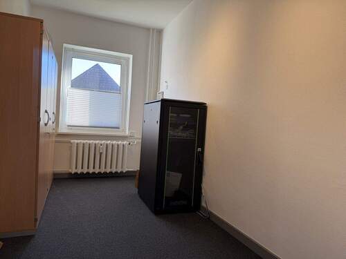 Büro 3 - 
