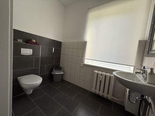 WC - 