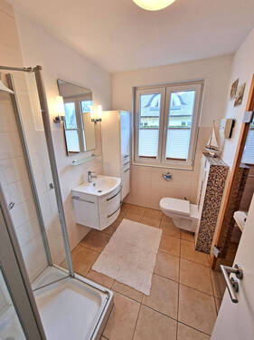 Bad EG mit Sauna - 
