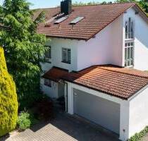 Reiheneckhaus mit Garten, Ausbaupotenzial und Doppelgarage - sofort verfügbar - Burghausen