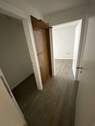 Eingang mit Abstellraum - 2 Zimmer Etagenwohnung zur Miete in Andernach