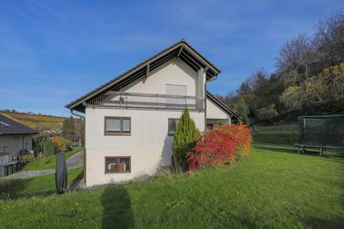 Außenansicht - 4 Zimmer Etagenwohnung in Knittlingen