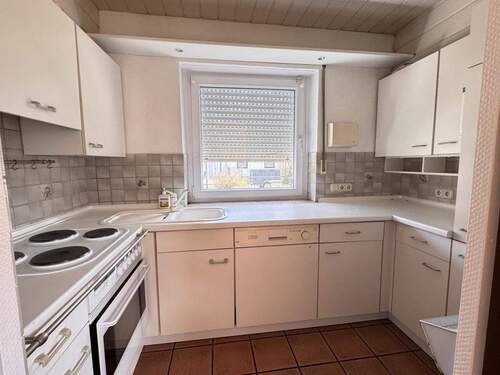 EBK EG - Doppelhaushälfte mit 167,00 m&sup2; in Pliening zum Kaufen